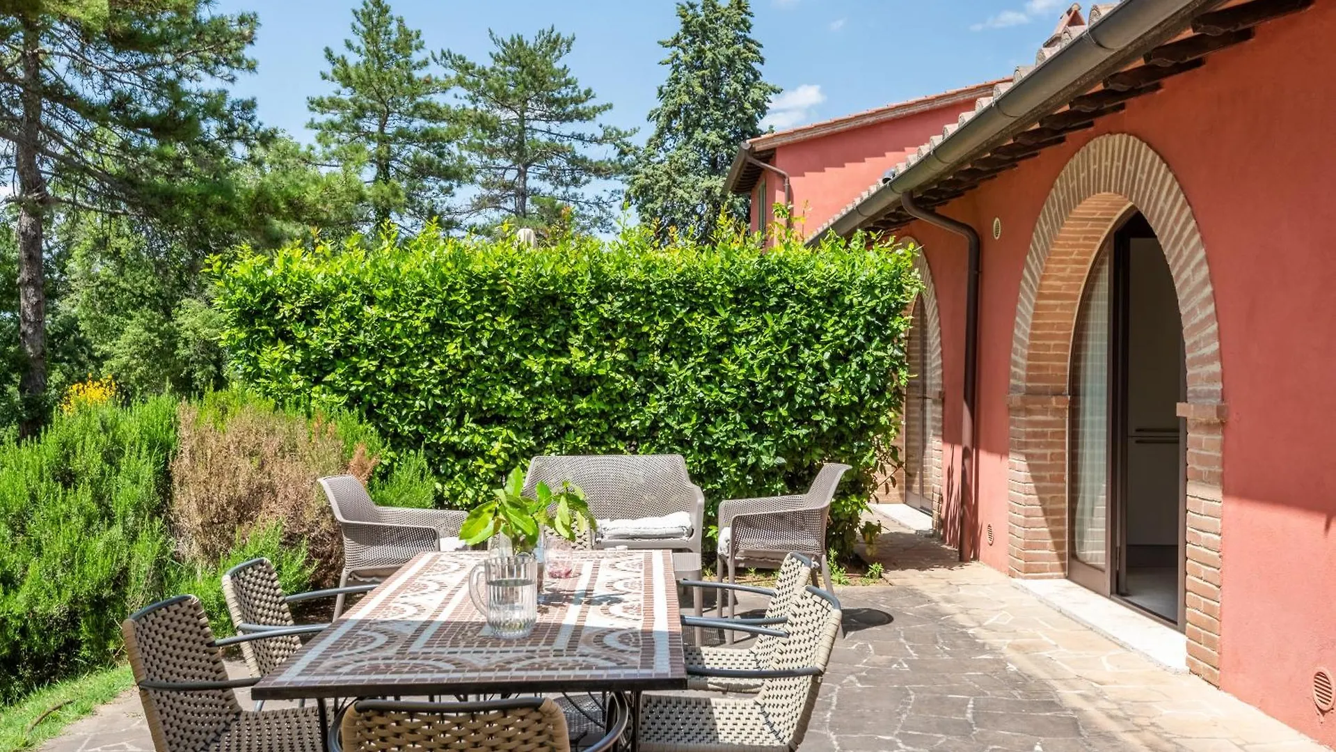 Cignella Garden Villas In Tuscany Trequanda Italy