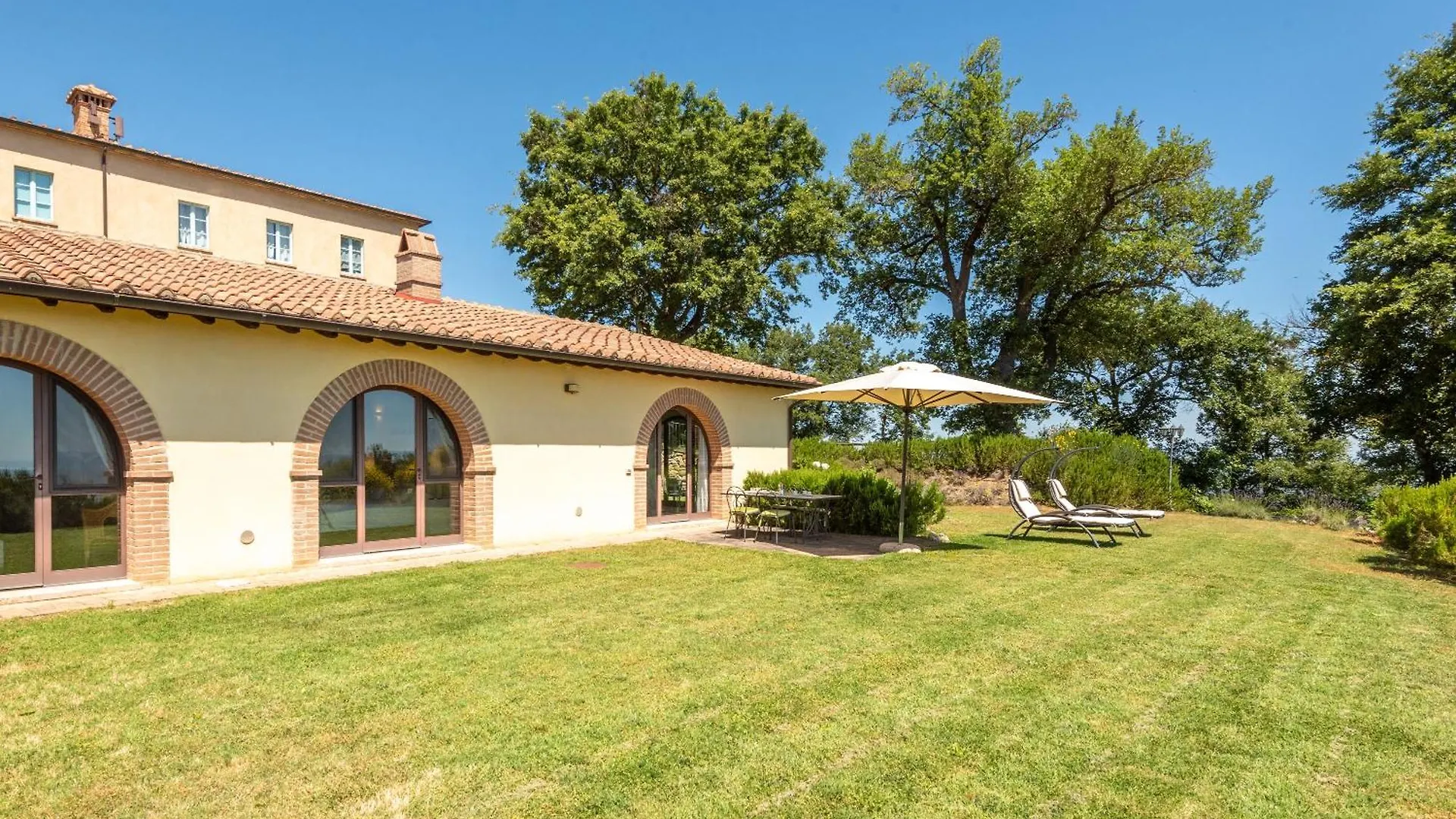 Cignella Garden Villas In Tuscany Trequanda Italy