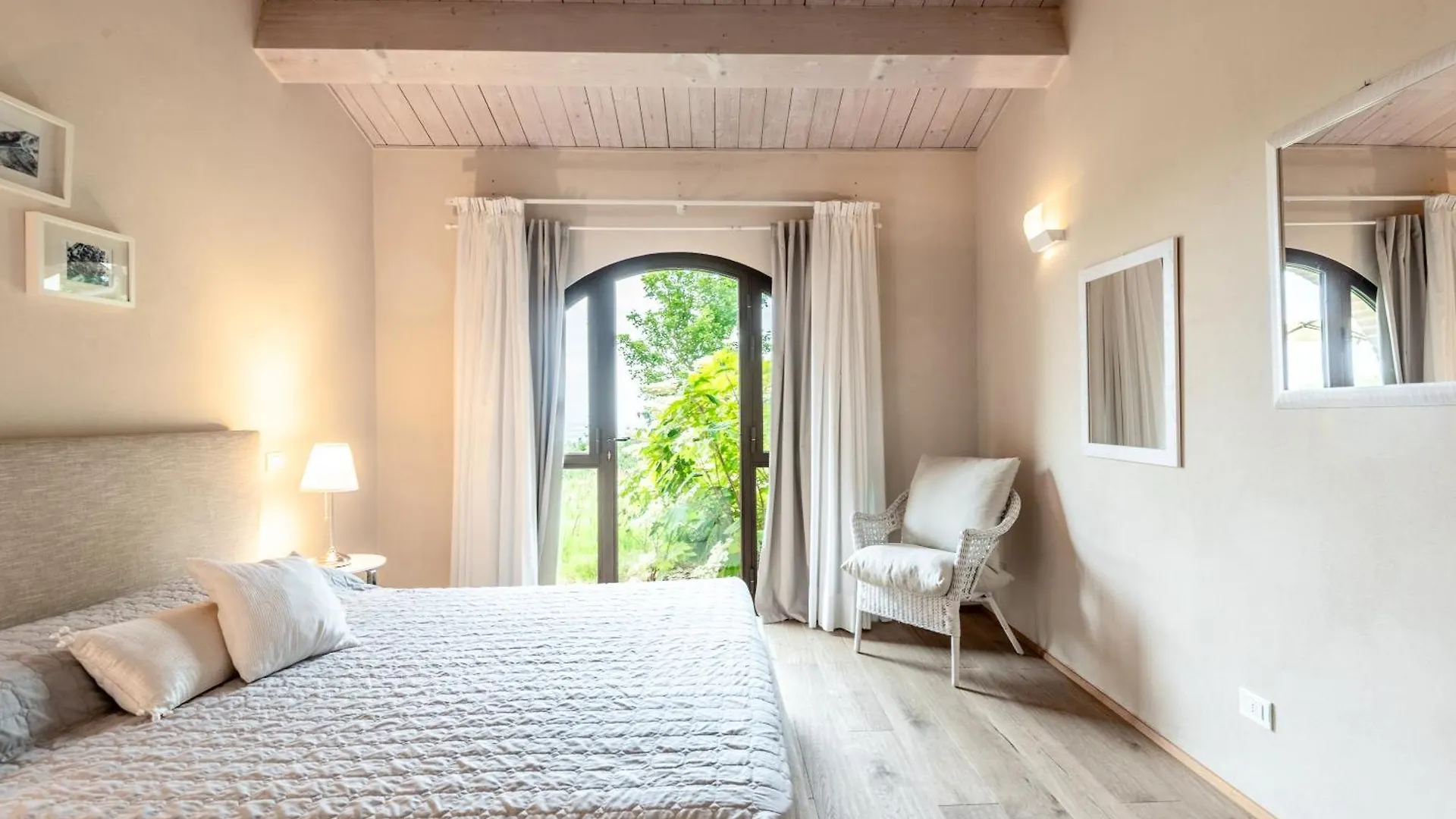 Cignella Garden Villas In Tuscany Trequanda 2*,