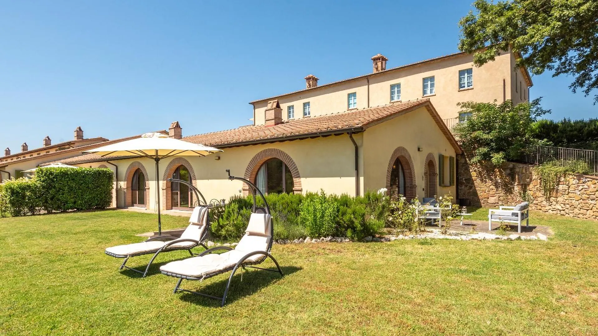 Cignella Garden Villas In Tuscany Trequanda 2*,